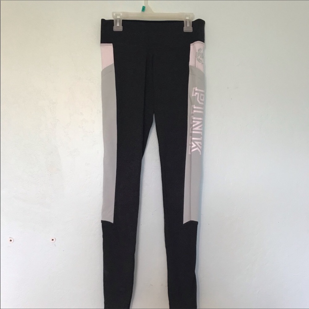 PINK Victoria’s Secret leggings with pockets